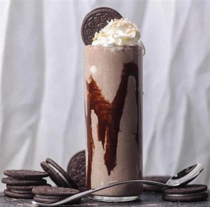 ÇİKOLATALI MİLKSHAKE